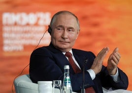 El presidente ruso, Vladímir Putin, este viernes en San Petersburgo.