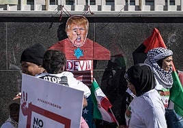 Manifestación en Sudáfrica contra la política de Trump en Oriente Medio.