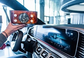 Ayer y hoy, cien años escuchando la radio del coche