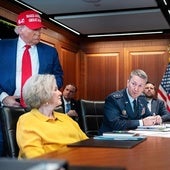 Donald Trump, reunido con miembros de su gabinete tras el ataque contra Irán.