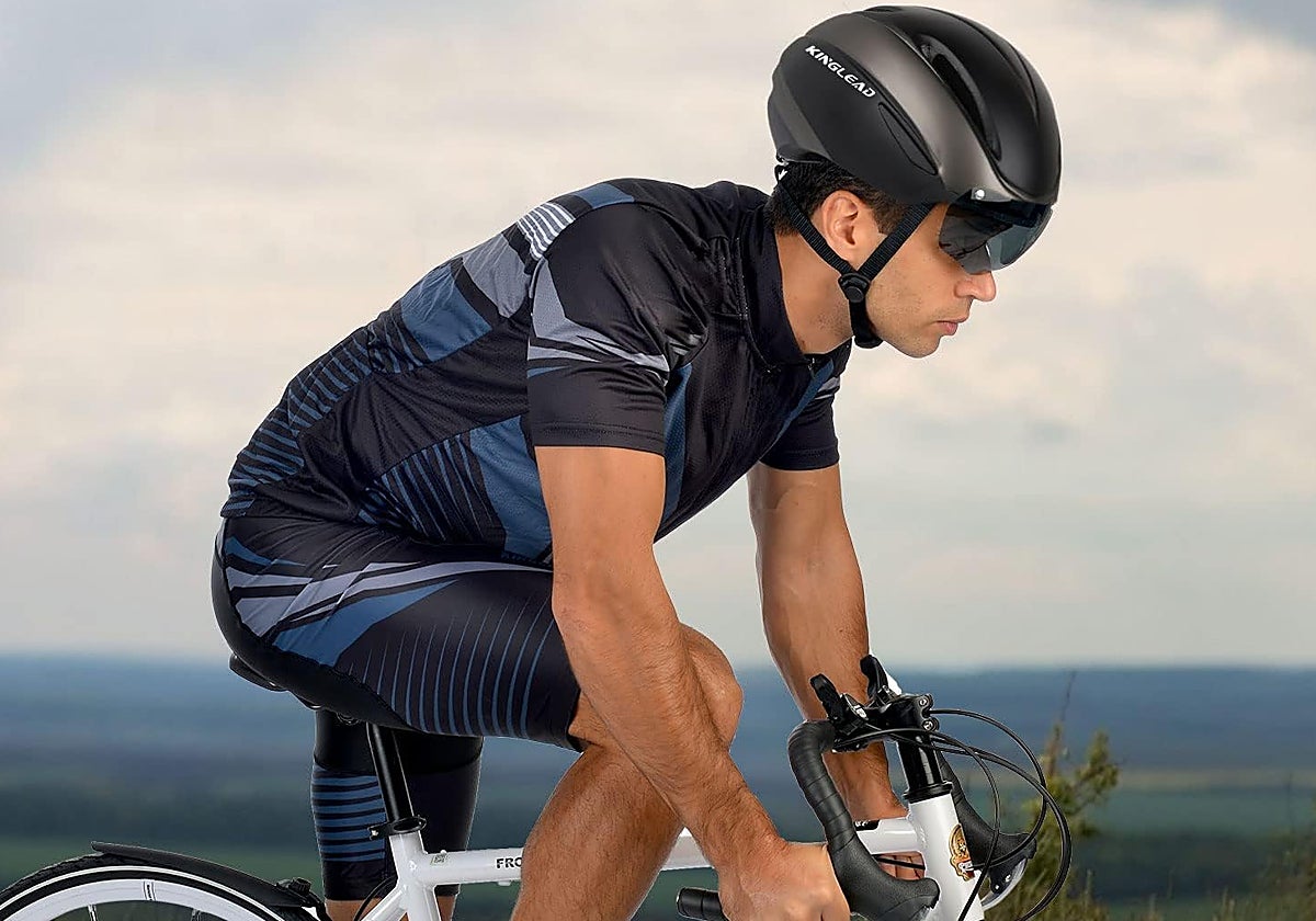 Disfruta de tus salidas en bici con esta selección de cascos mejor valorados