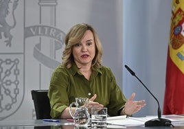 Pilar Alegría, portavoz del Gobierno, en una rueda de prensa tras el Consejo de Ministros
