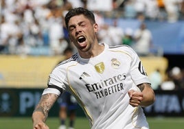 Fede Valverde celebra el gol que marcó el centrocampista del Real Madrid ante el Pachuca.