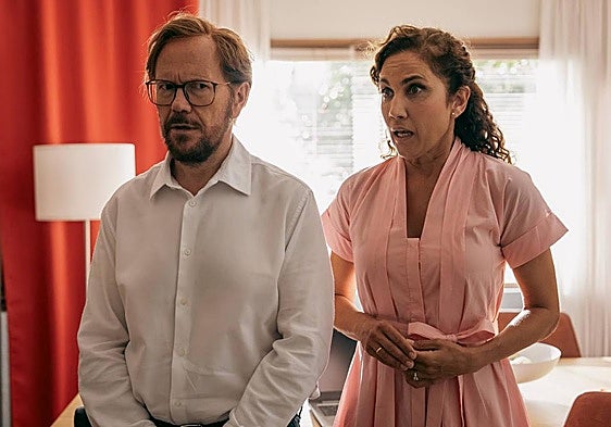 Santiago Segura y Toni Acosta en 'Padre no hay más que uno 5'.