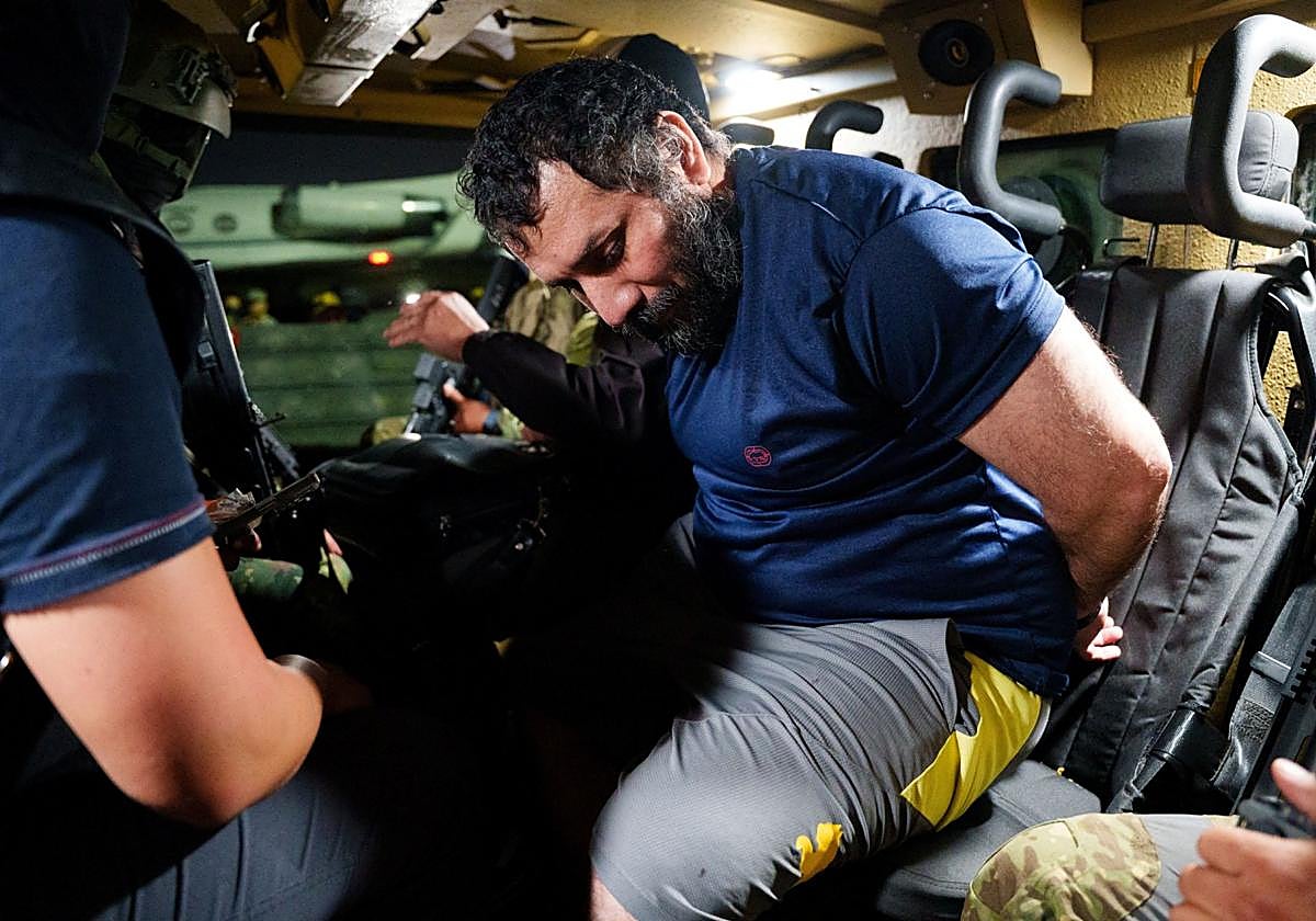 José Adolfo Macías, alias 'Fito', tras su captura en la ciudad ecuatoriana de Manta.