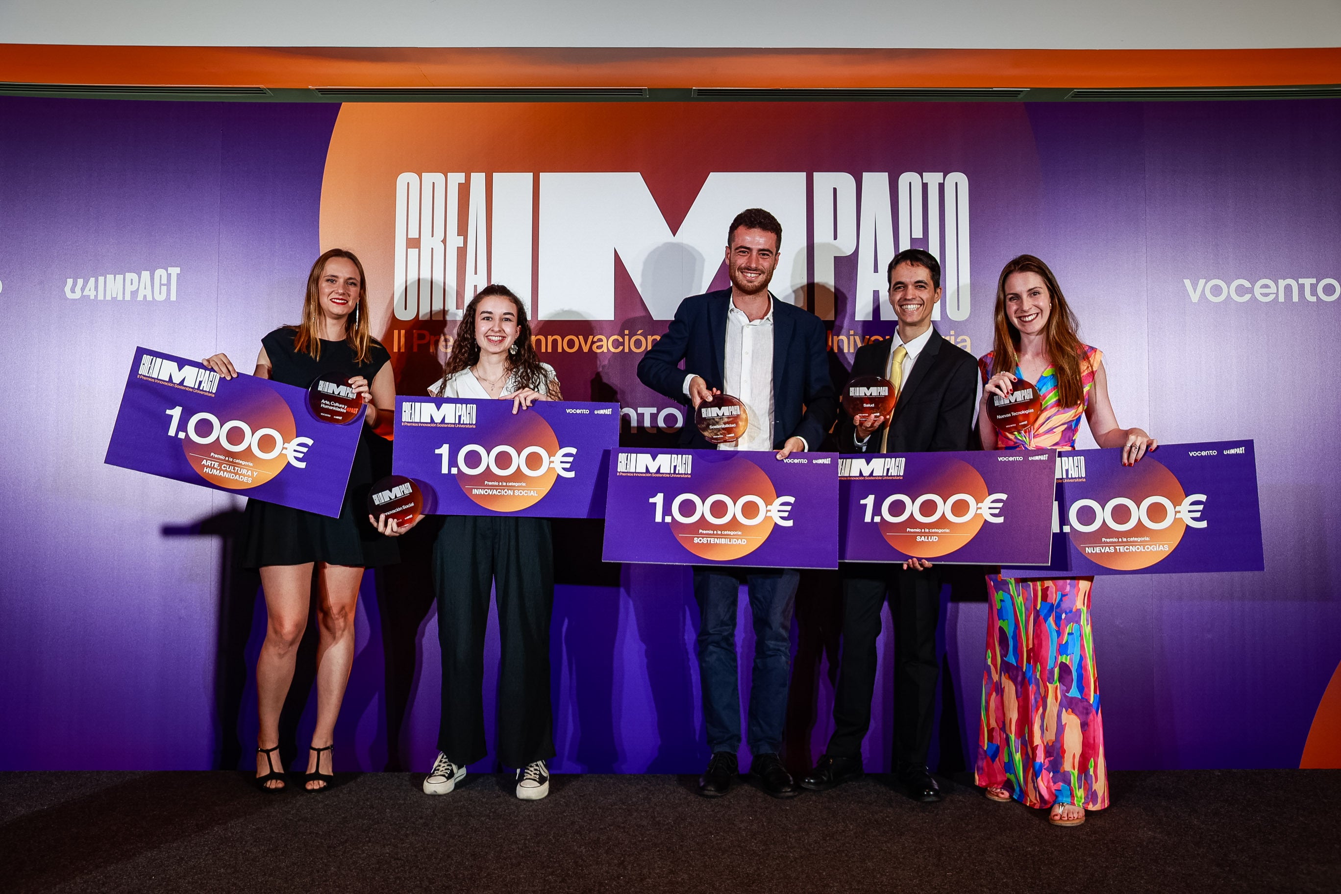 Premiados de la II edición de los Premios CREAIMPACTO