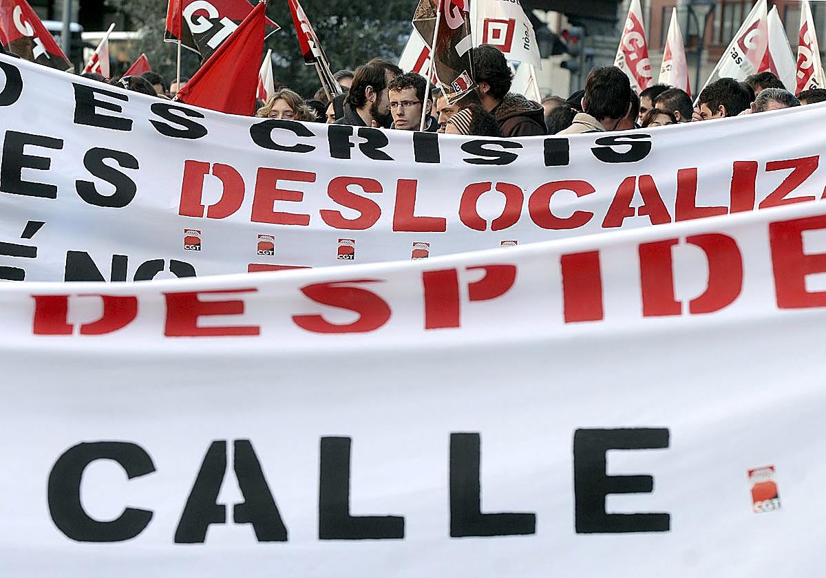 Manifestación en contra de los despidos