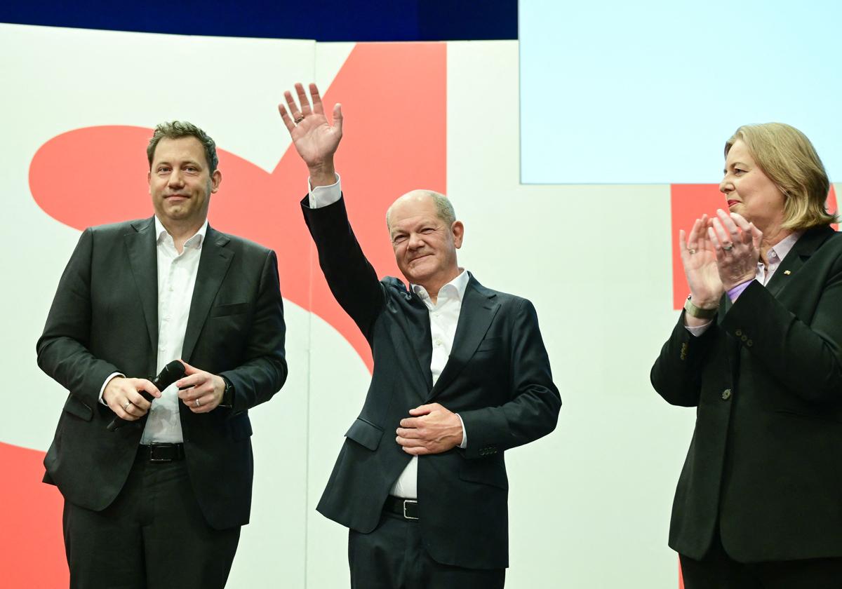 El SPD alemán se lame las heridas por el desastre electoral...