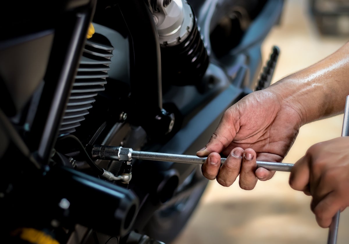 Motorcycles Generate €800 Million Revenue for Spanish Workshops