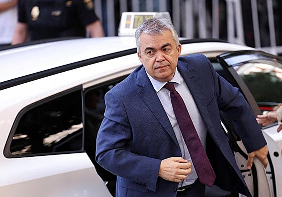 Santos Cerdán, a su llegada al Tribunal Supremo este martes.