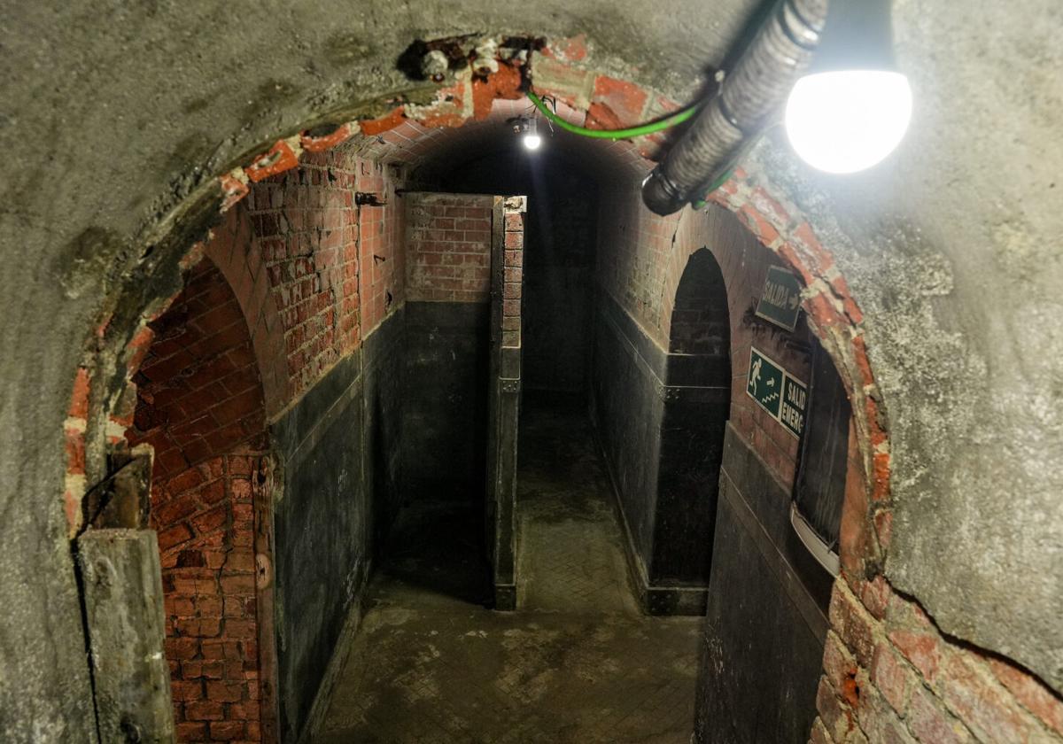 Interior of the Retiro air-raid shelter.