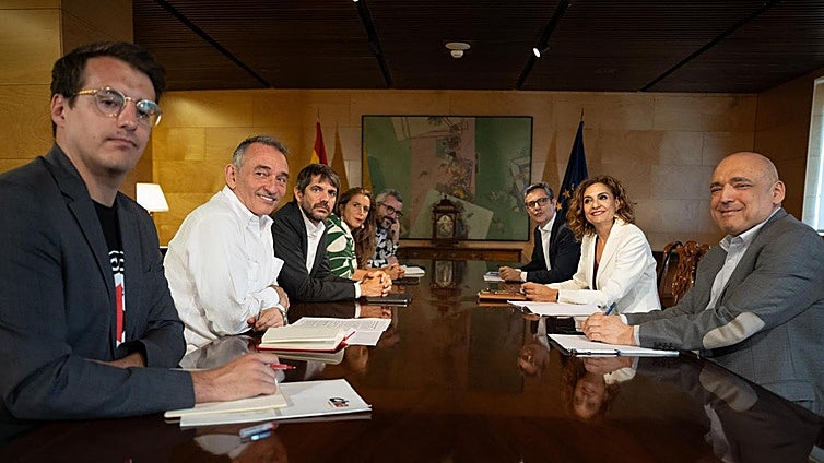 Sumar ve «muy insatisfactoria» su reunión con el PSOE tras el 'caso Cerdán': «No parecen conscientes de la gravedad»