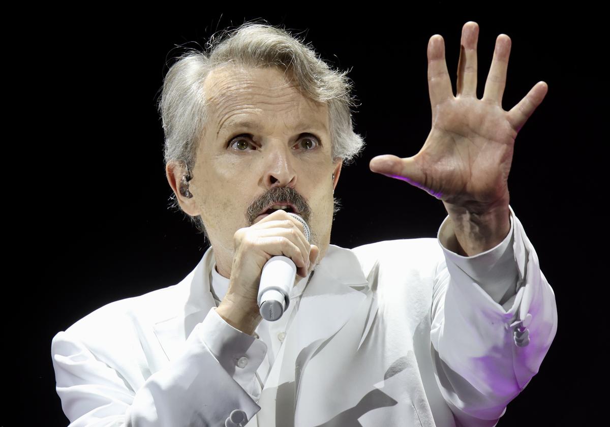 Musician and singer Miguel Bosé during a concert in Murcia