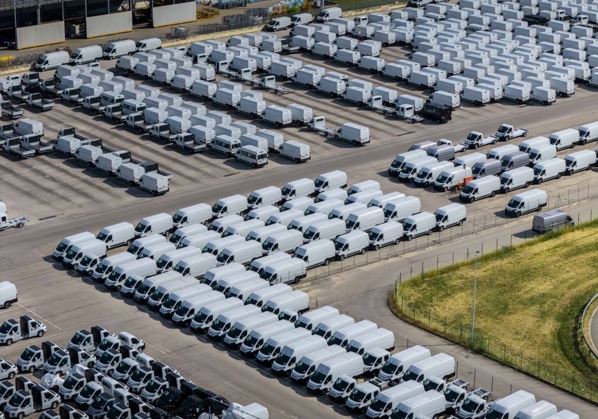 The Atessa plant, inaugurated in 1981 and with over 7.5 million units produced to date, is one of Stellantis' flagship facilities.
