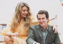 Quién es Cristina Serrano, la experta en marketing que se casa mañana con el hijo de Luis Astolfi