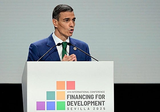 Pedro Sánchez clausura la cumbre de la ONU en Sevilla.
