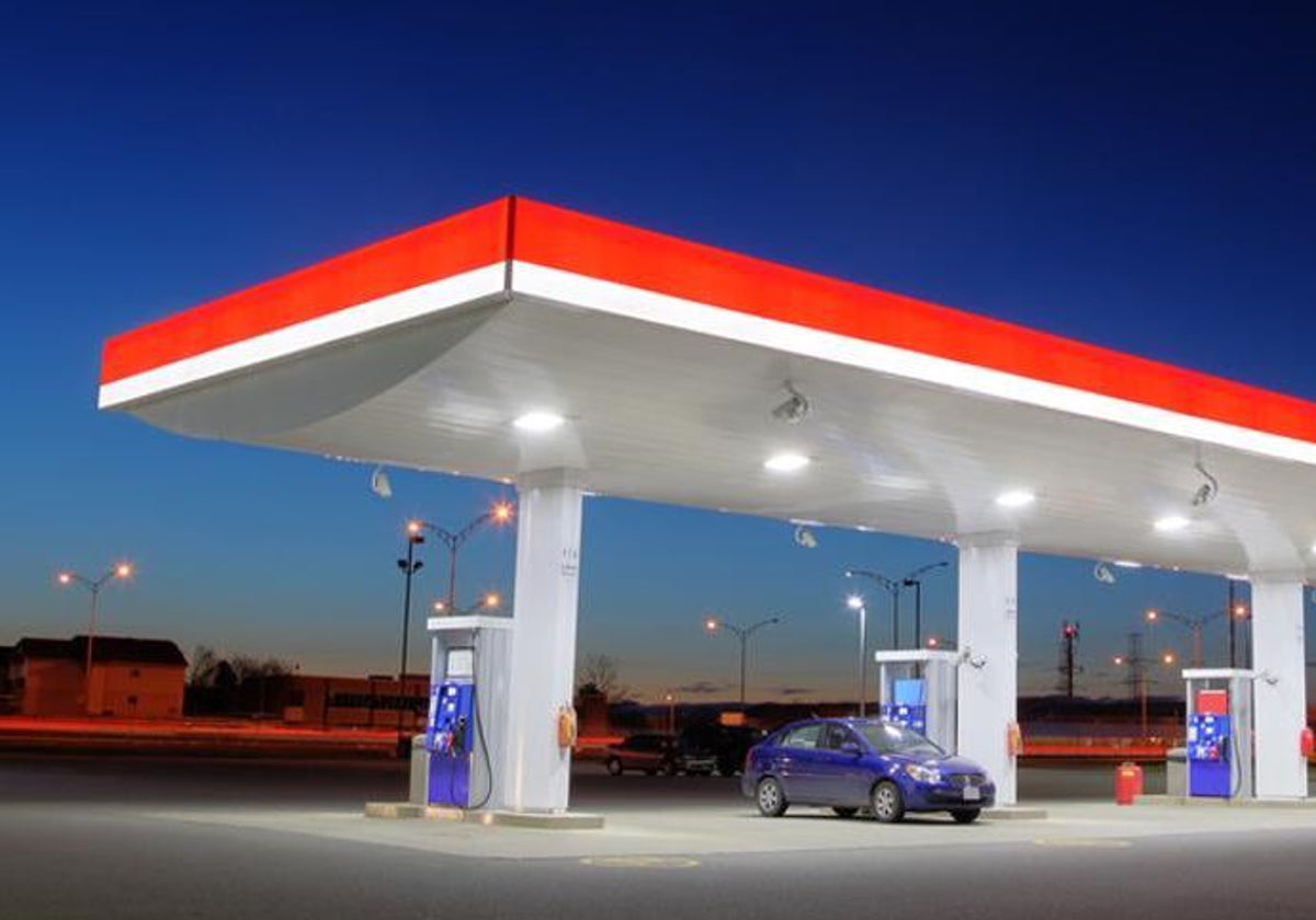 Service station
