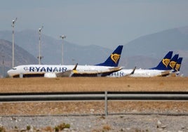 Varios aviones de la aerolínea británica de bajo coste Ryanair.