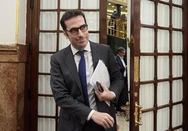 El ministro de Economía, Carlos Cuerpo, durante un pleno en el Congreso de los Diputados.