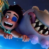 Elio, un niño huérfano obsesionado por el espacio, y Glordon, su amigo extraterrestre.