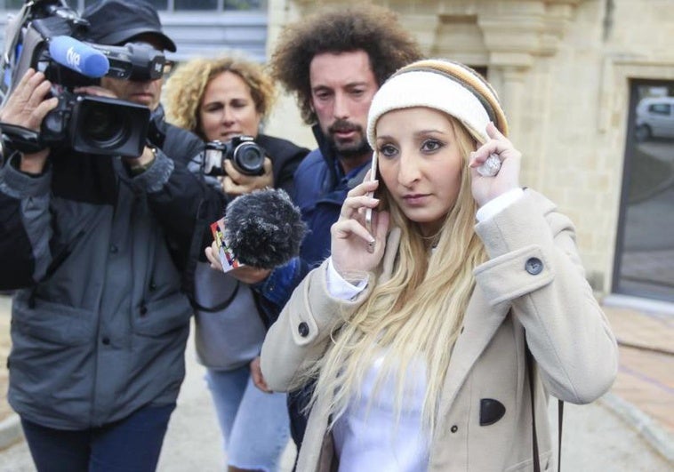 El futuro de Rocío, la hija de Michu y José Fernando, principal preocupación de la familia