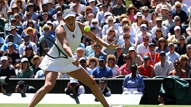Swiatek y Anisimova jugarán la final de Wimbledon