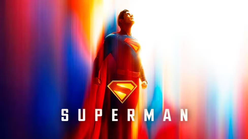 Imagen - El cartel superior realizado con IA por la Casa Blanca y, abajo, el original de la película.