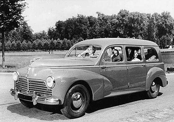 El 203 Familiale, todo un pionero de los modelos familiares actuales