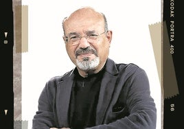 Aprile está convencido de que la inteligencia va camino de desaparecer.