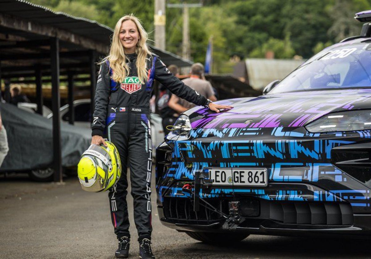 Gabriela Jílková, simulation and development driver for the TAG Heuer Porsche Formula E team