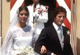 Así fue el baile prenupcial de Carolina de Mónaco y Philippe Junot: 500 invitados, diamantes y desilusión