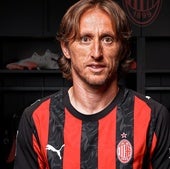 Luka Modric ya es uno más en el Milan.