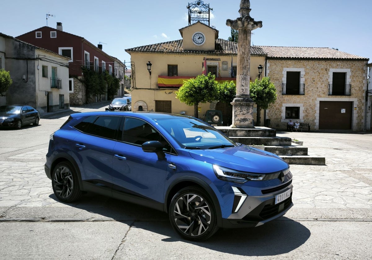 Measuring 4.41 metres in length, the Renault Symbioz positions itself between the Captur and the Austral.
