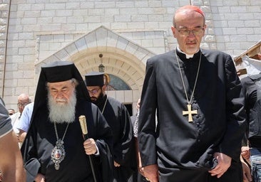 Las campanas vuelven a sonar en la iglesia de Gaza atacada por Israel