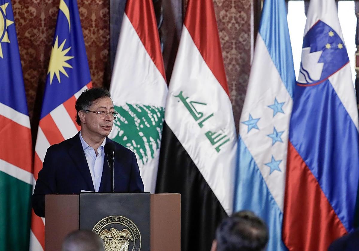 El presidente de Colombia, Gustavo Petro, durante una rrunión ministerial este miércoles en Bogotá.