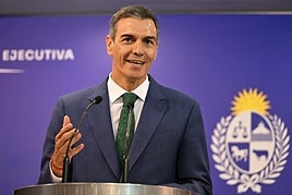 Sánchez durante su rueda de prensa este martes en Montevideo.