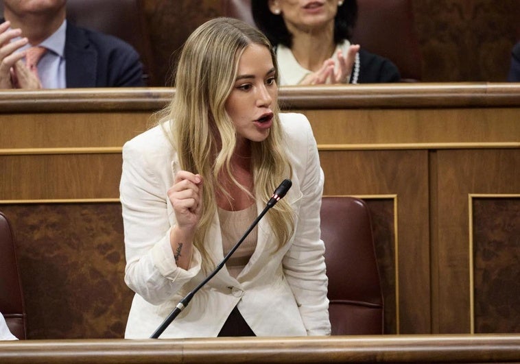 La diputada del PP con un currículum falso dimite de todos sus cargos: «Asumo mi responsabilidad»