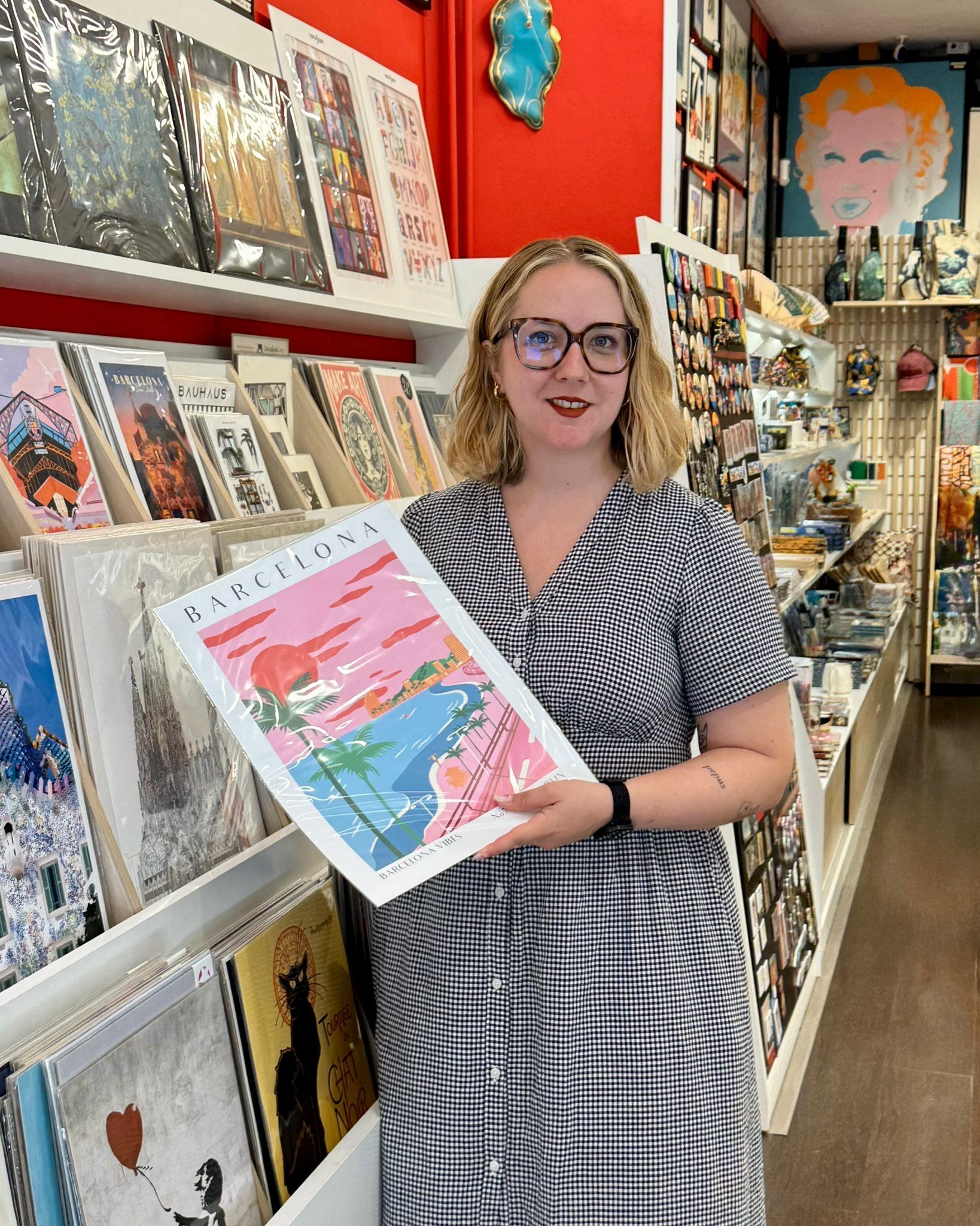 Núria Cienfuegos, responsable de la tienda Artgaudí.