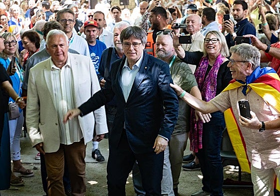 El líder de Junts, Carles Puigdemont, durante el acto de su partido en Prats de Molló (Francia).