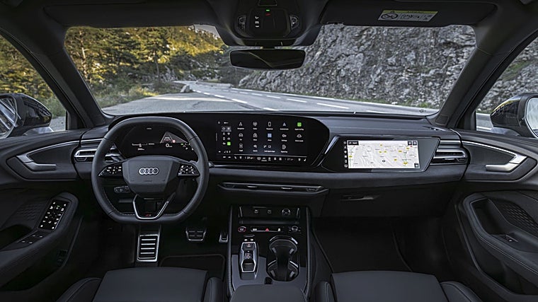 El interior del S5 es todo lo que se puede esperar de un Audi moderno.