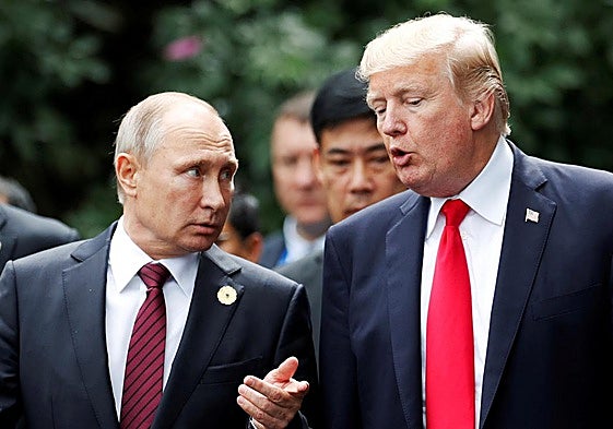 El presidente ruso, Vladímir Putin, y su homólogo estadounidense, Donald Trump.