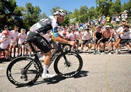 Enric Mas durante la etapa 16 del Tour de Francia.