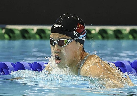 Zidi Yu, la nadadora china de solo 12 años que acapara todas las miradas en los mundiales: «Comencé en un parque acuático»