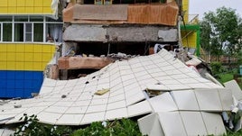 La fachada de una guardería se ha desprendido en Petropavlovsk-Kamchatsky.