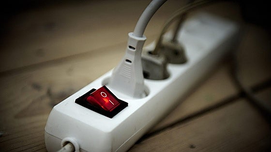 La factura de la luz sube un 14% en julio desde el año pasado y alcanza su mayor nivel desde febrero