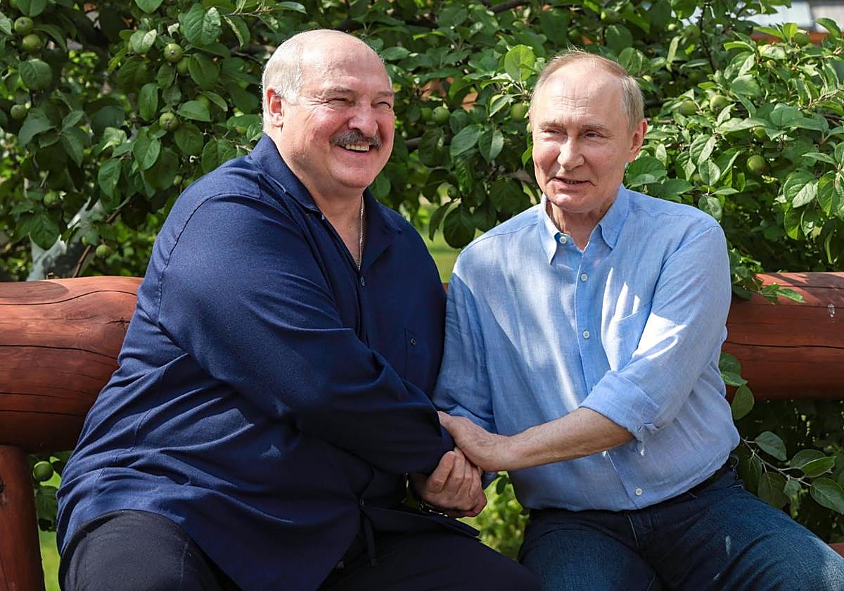 Vladímir Putin, durante su encuentro de este viernes con su homólogo bielorruso, Alexánder Lukashenko.