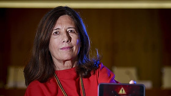«Miramos más a las pantallas que a los ojos de nuestros seres queridos»