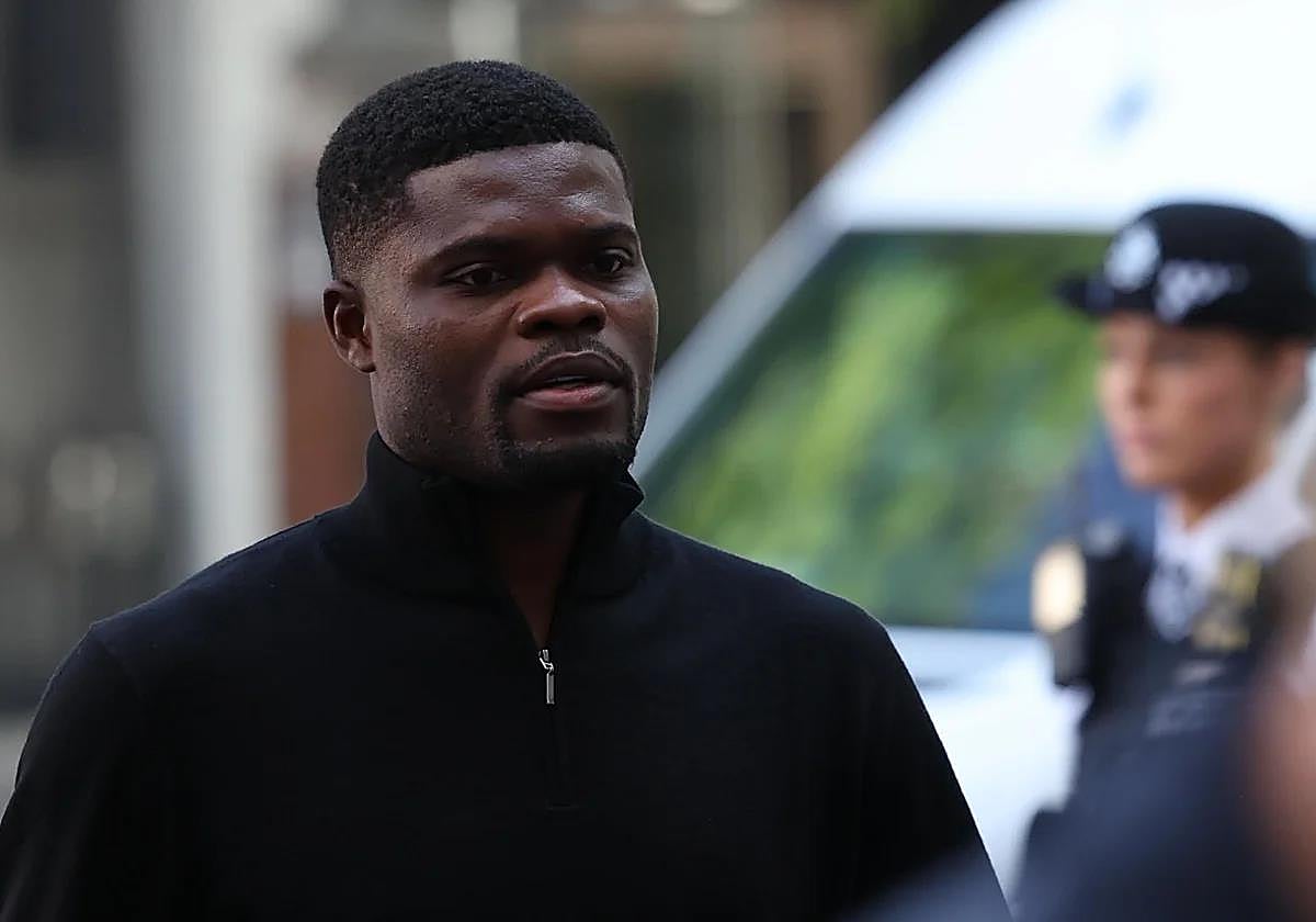Thomas Partey antes de entrar en el juzgado de Westminster a declarar.