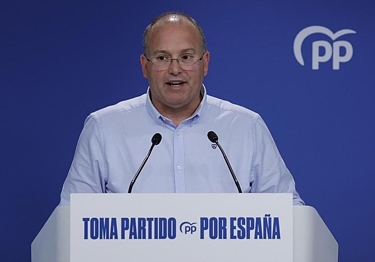 El secretario general del PP, Miguel Tellado, durante la rueda de prensa de este miércoles.