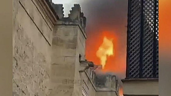 Un incendio en la Mezquita de Córdoba hace saltar las alarmas